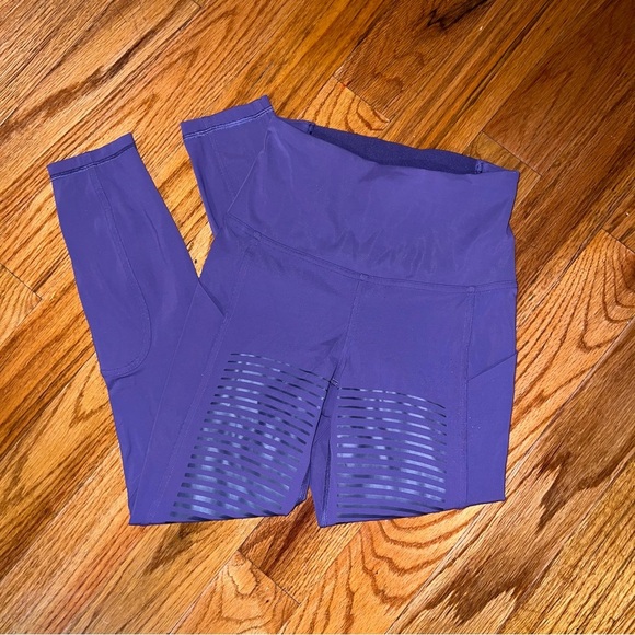 Lululemon Rogue Renegade SHR tight 25” Purple Moto Leggings Size 4 NWOT - Picture 5 of 6